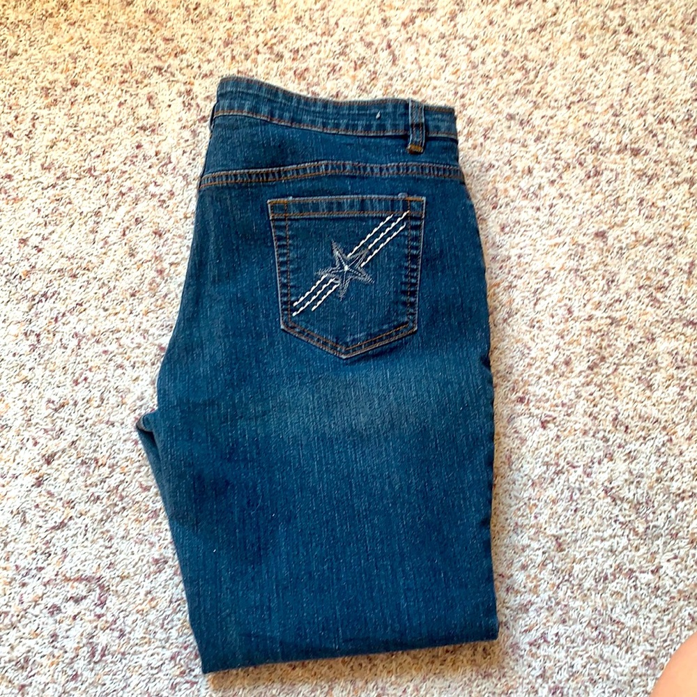 T &  Y jeans   Size 17/18
